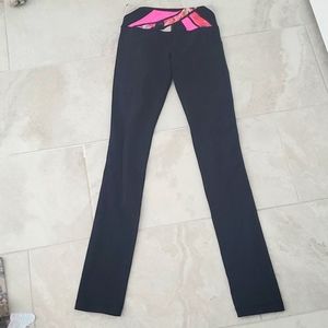 Lululemon yoga pants women's size 2